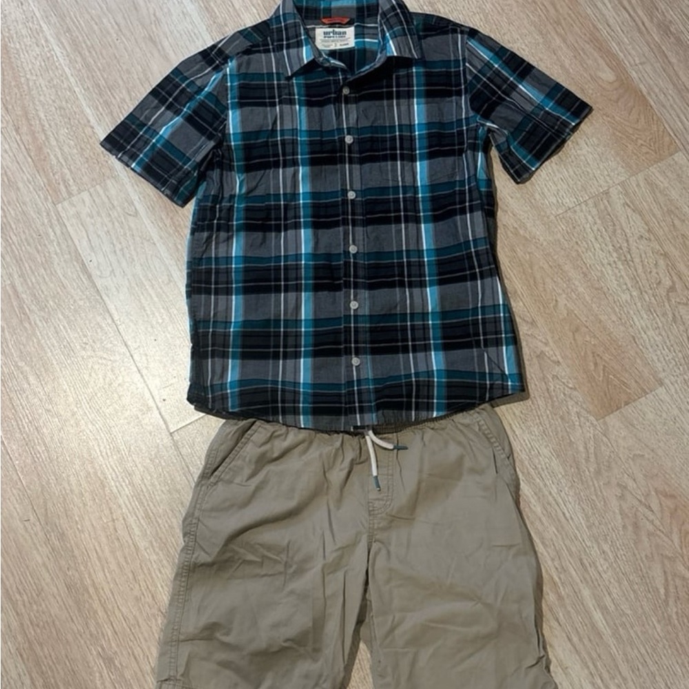 Plaid Short Sleeve Shirt and Khaki Shorts Set Boy L/XL